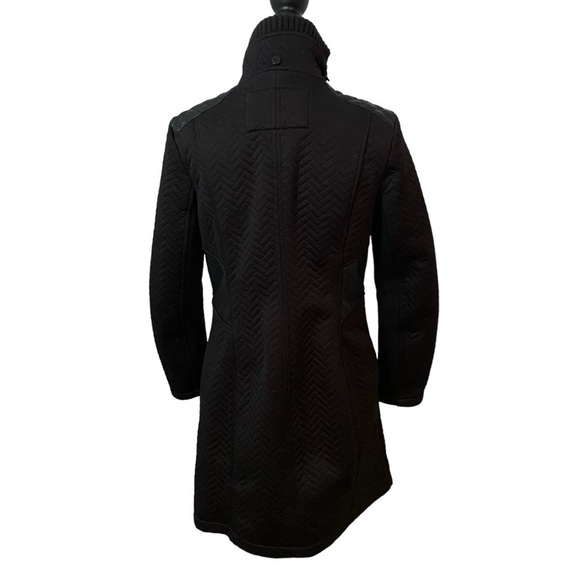 BCBGeneration Black Herringbone Quilted Faux Leather Trench Jacket in Sz S - Picture 3 of 10